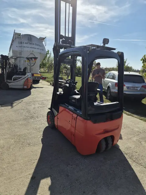 Viličar Linde iz flote Dretvić, fotografija 11